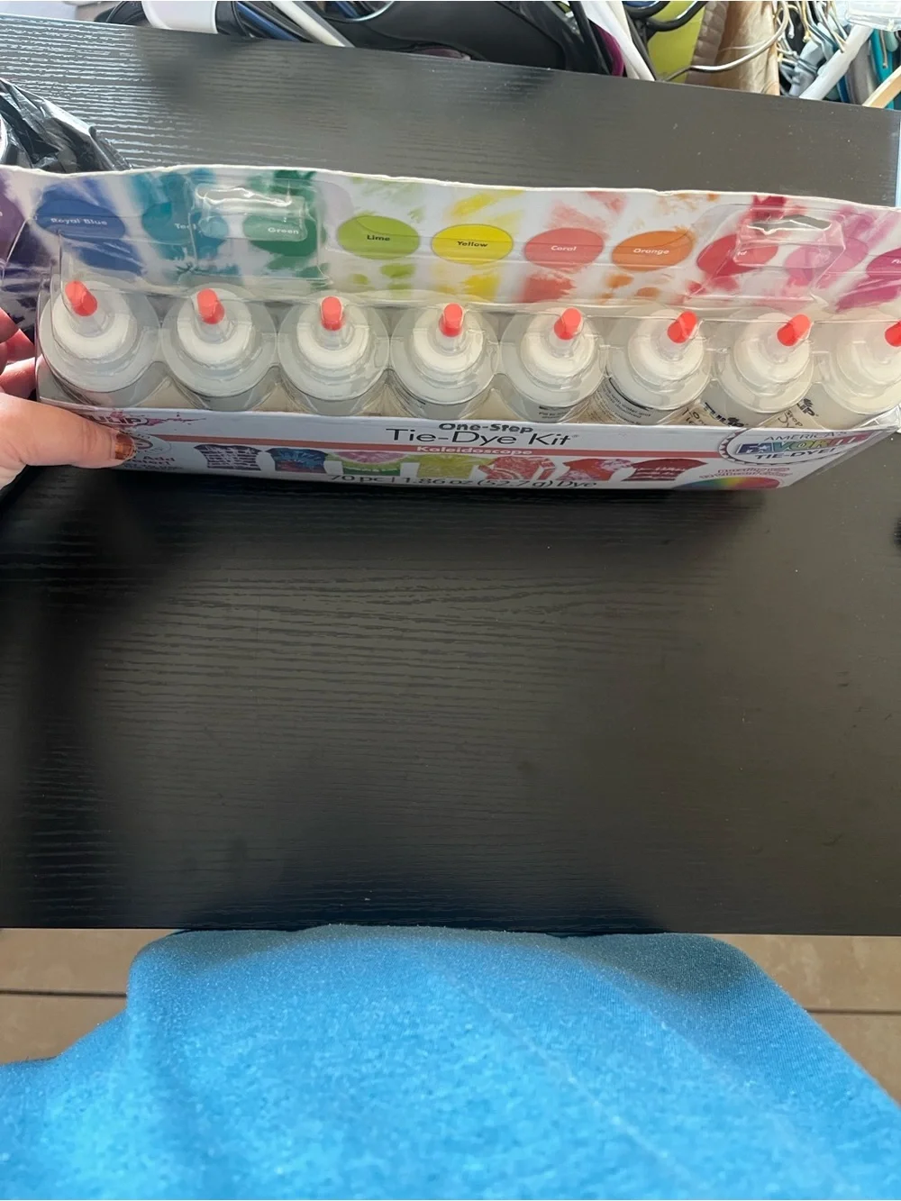 New in box Tulip One-Step Tie-Dye Kit — Assorted Bright Colors (Kaleidoscope)